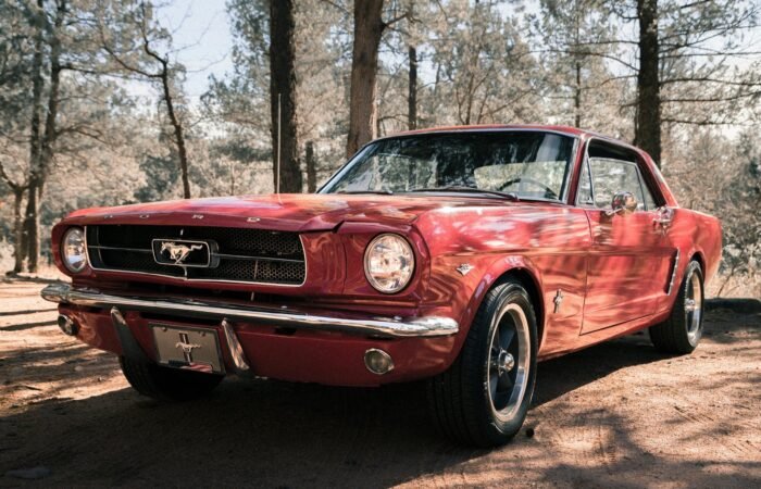 pink Ford Mustang